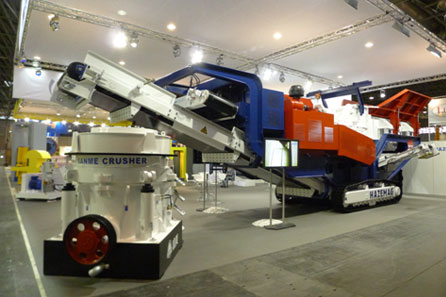 上海德赢VWIN与德国HAZEMAG以联合参展的形式成功亮相Intermat 2012展会