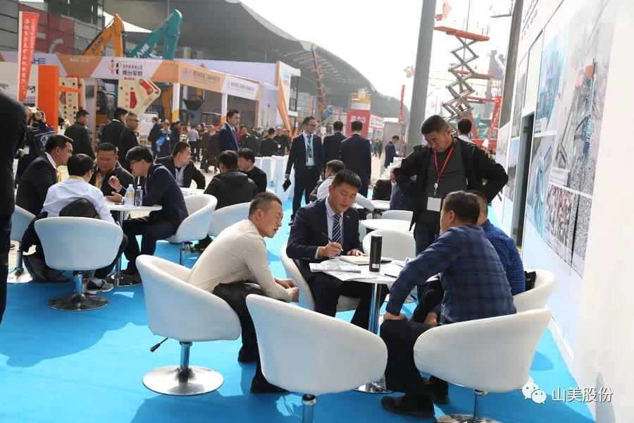 2018上海宝马展|德赢VWIN股份完美收官 满载而归