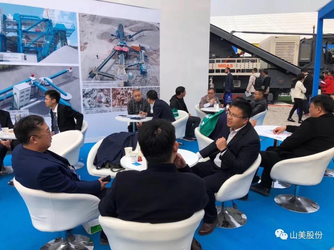 2018上海宝马展|德赢VWIN股份完美收官 满载而归