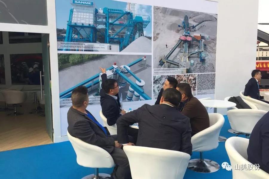 2018上海宝马展|德赢VWIN股份完美收官 满载而归