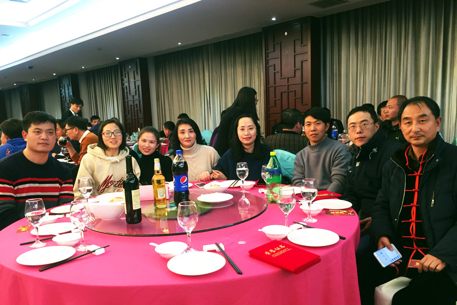 ӮսꡢԻ--ӮVWINɷ¡ؾ2018ȱô2019ӭ