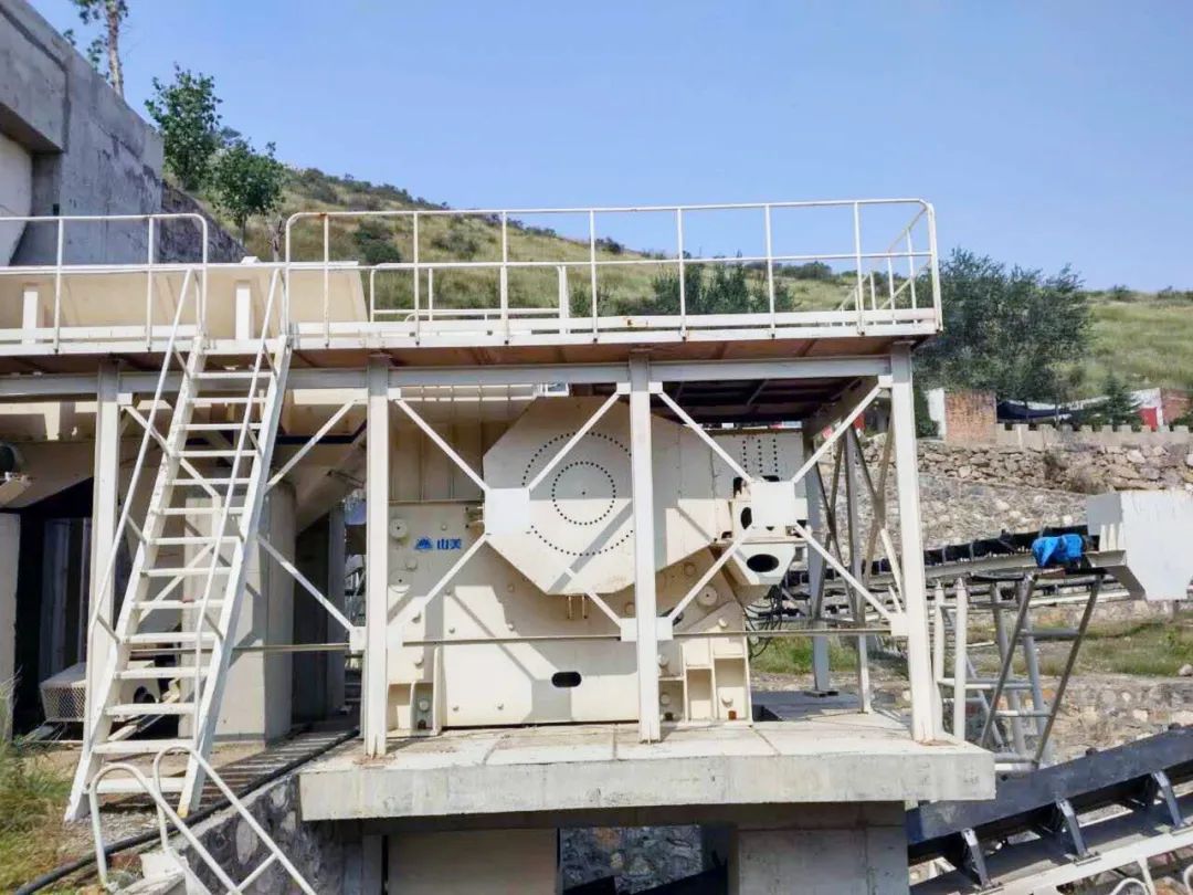 颚式破碎机 颚式破碎机