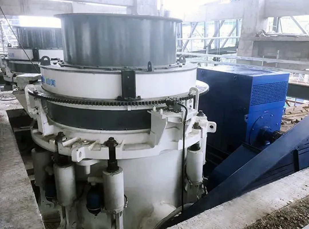 硬岩破碎新突破|德赢VWINE-SMS欧星系列液压圆锥破碎机实现效能跃升